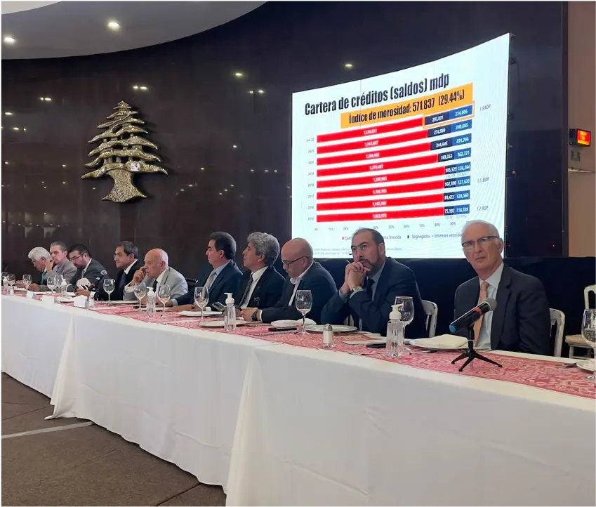 Reunión con el sector empresarial